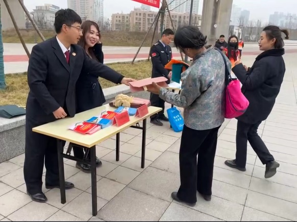 图片 10 图片 10